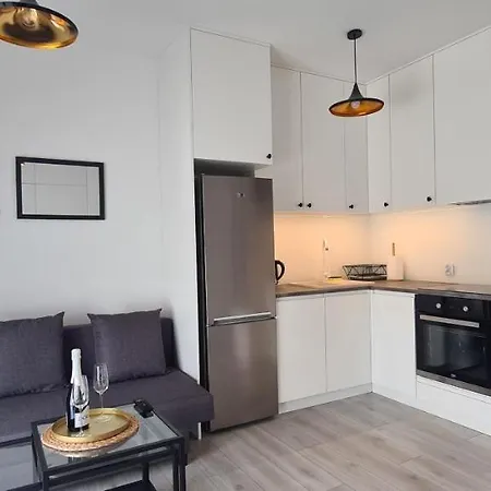 61 - - Nowy W Centrum Przy Ul 3 Maja 51a * Седльце